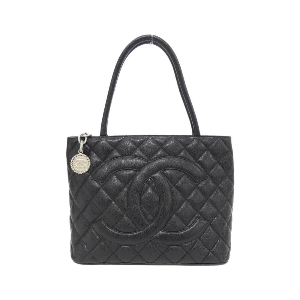 Chanel 1804 handbag
